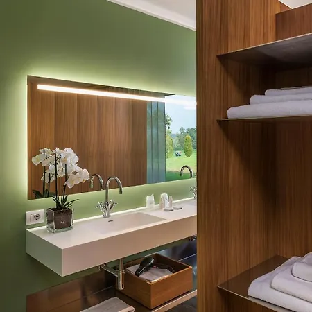 호텔 Villaverde Spa&golf Udine 파가냐